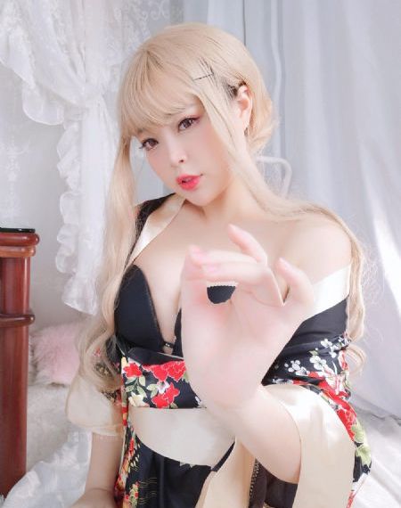 欧美三色情理伦在顶楼大象_高清电影大全在线